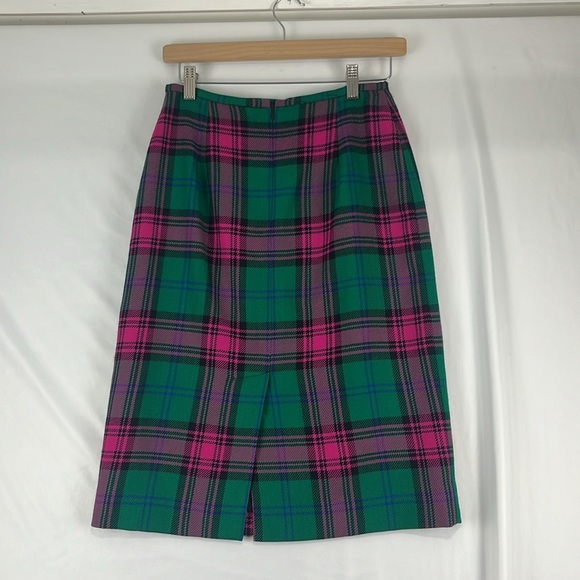 Vintage Jones New York Bright Pink and Green Wool Plaid Pencil Skirt - Picture 4 of 7